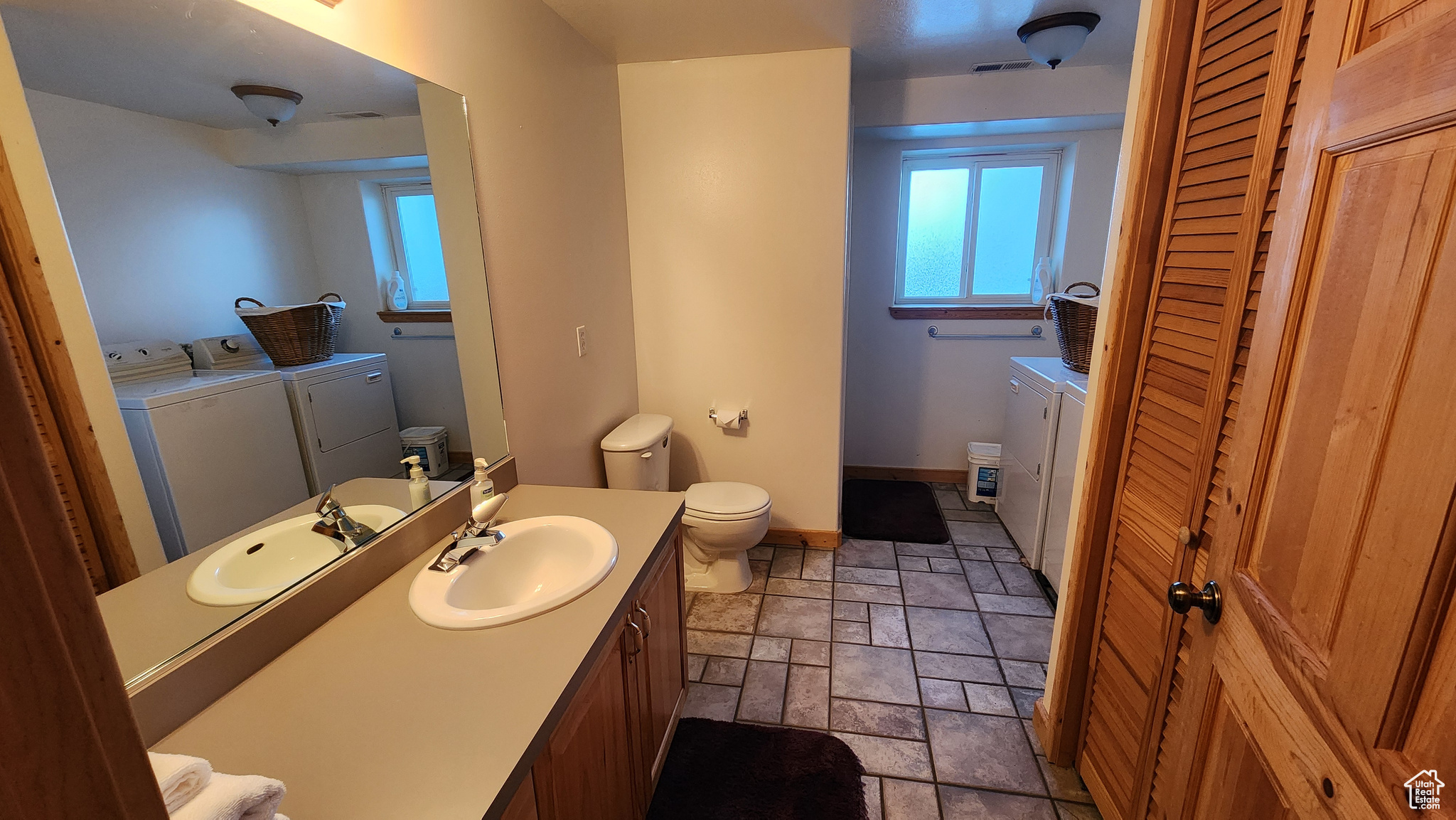 2568 Foxridge Dr, Garden City, Utah image 15