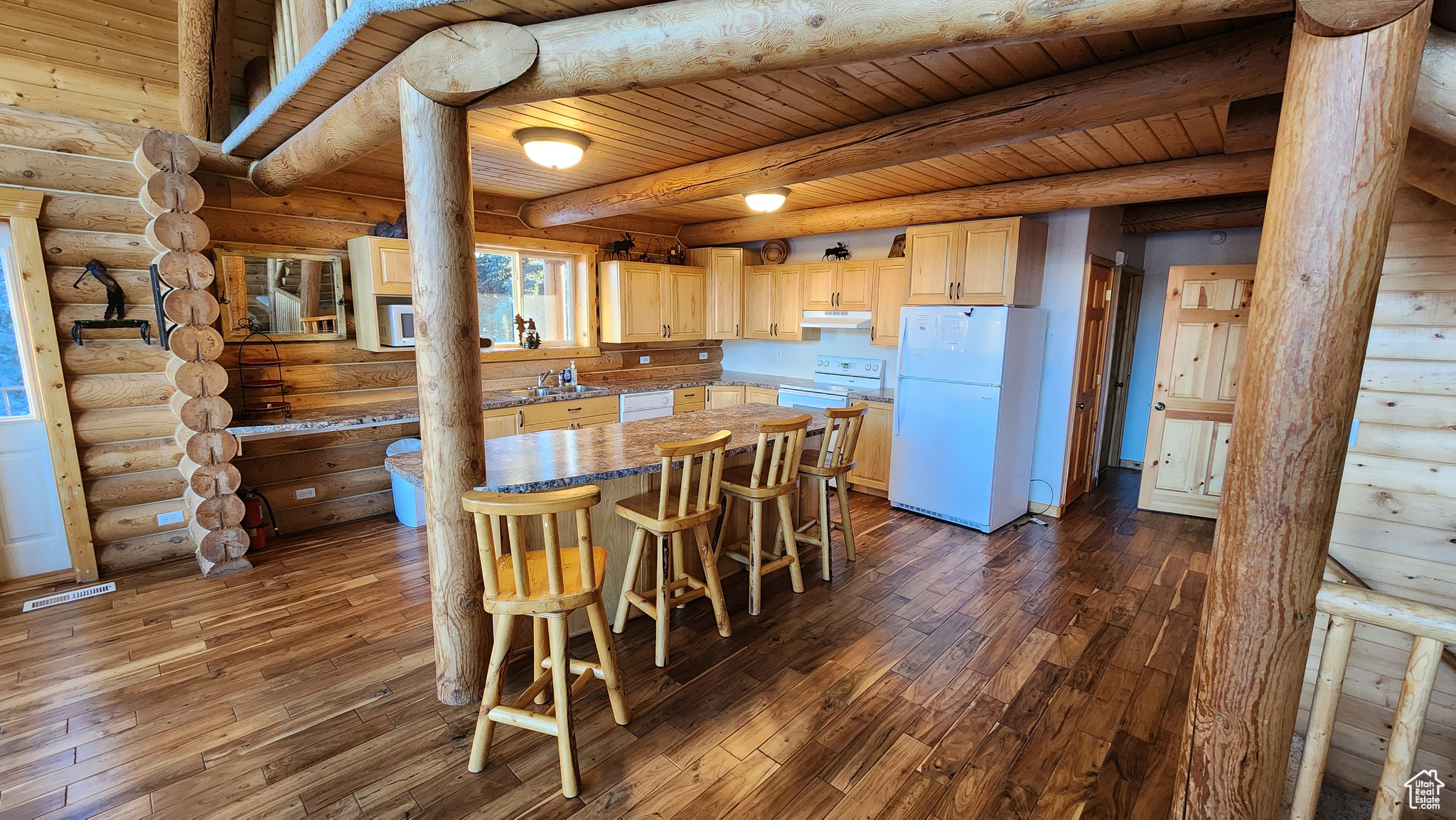 2568 Foxridge Dr, Garden City, Utah image 7