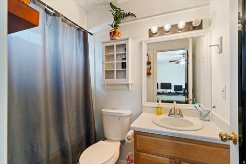 Tiny photo for 1433 W PEBBLECREEK DR, Layton, UT 84041 (MLS # 2147003)