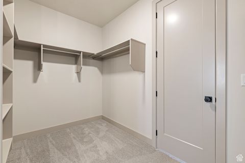 Tiny photo for 1641 N HORIZON PKWY #118, Washington, UT 84780 (MLS # 2100505)