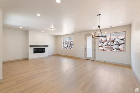 Tiny photo for 1641 N HORIZON PKWY #118, Washington, UT 84780 (MLS # 2100505)