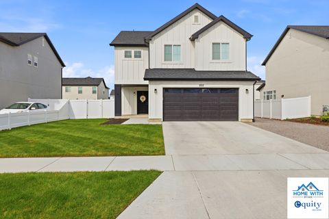 Photo of 892 S 290 W, American Fork, UT 84003 (MLS # 2150598)