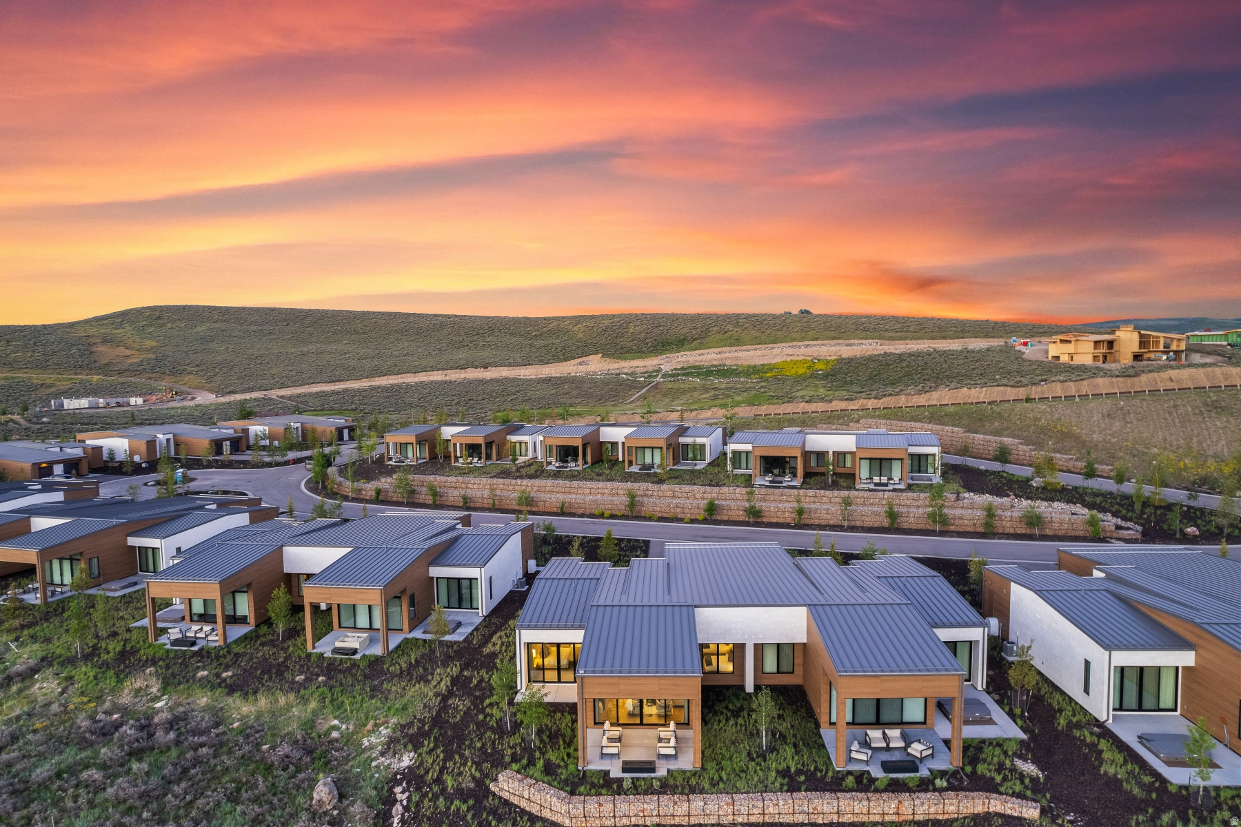 DOUBLE DEER COTTAGES - Residential