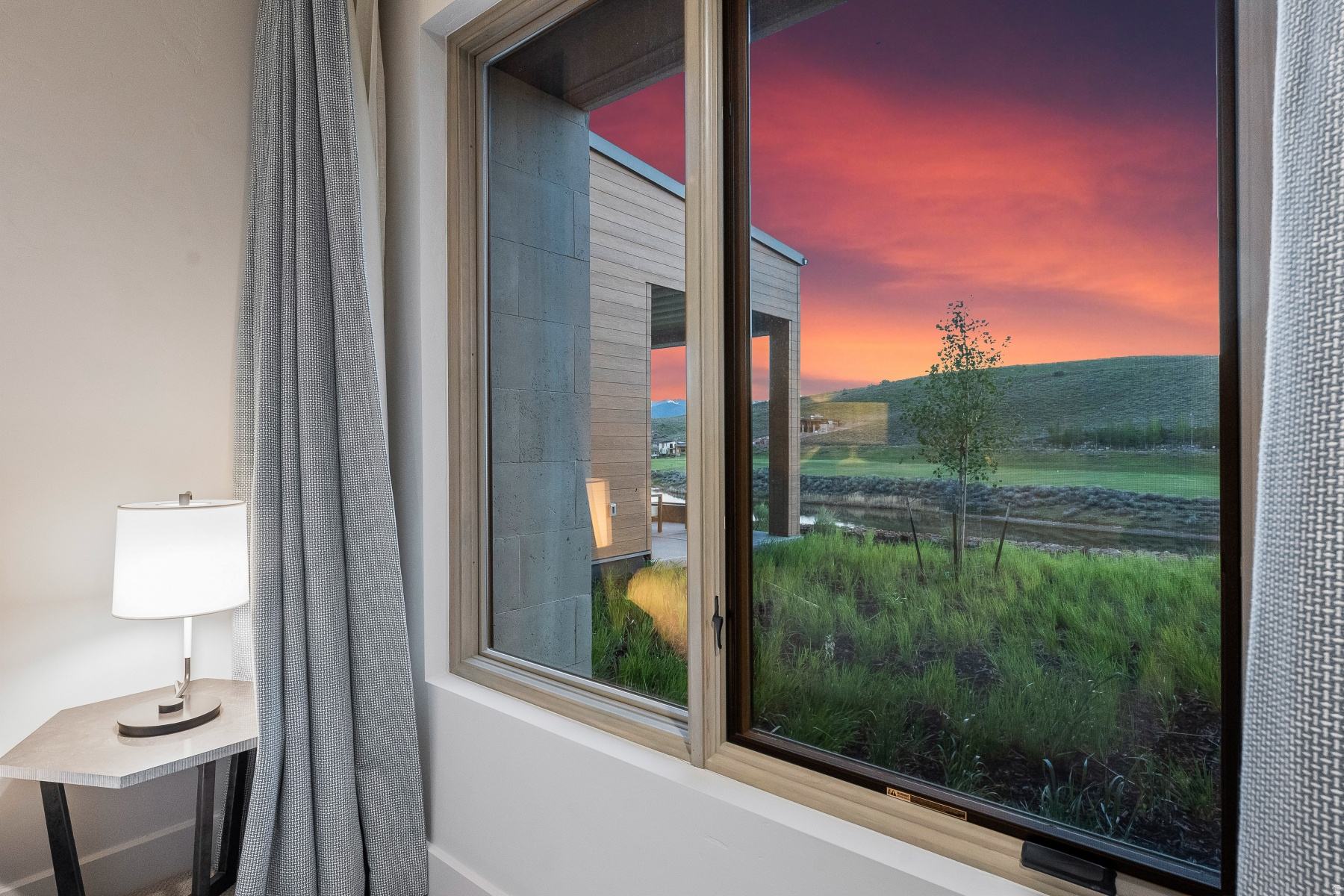 DOUBLE DEER COTTAGES - Residential