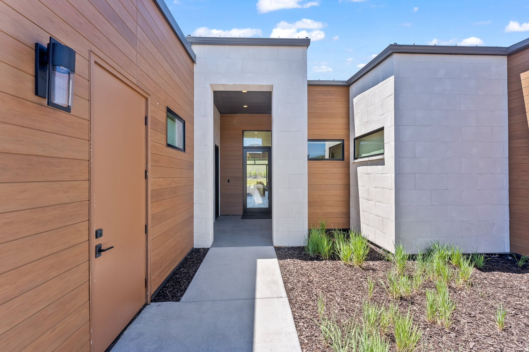 DOUBLE DEER COTTAGES - Residential