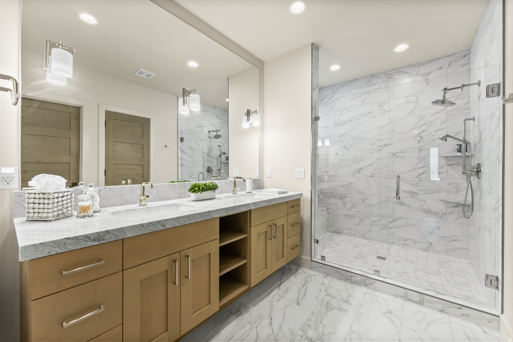 DOUBLE DEER COTTAGES - Residential