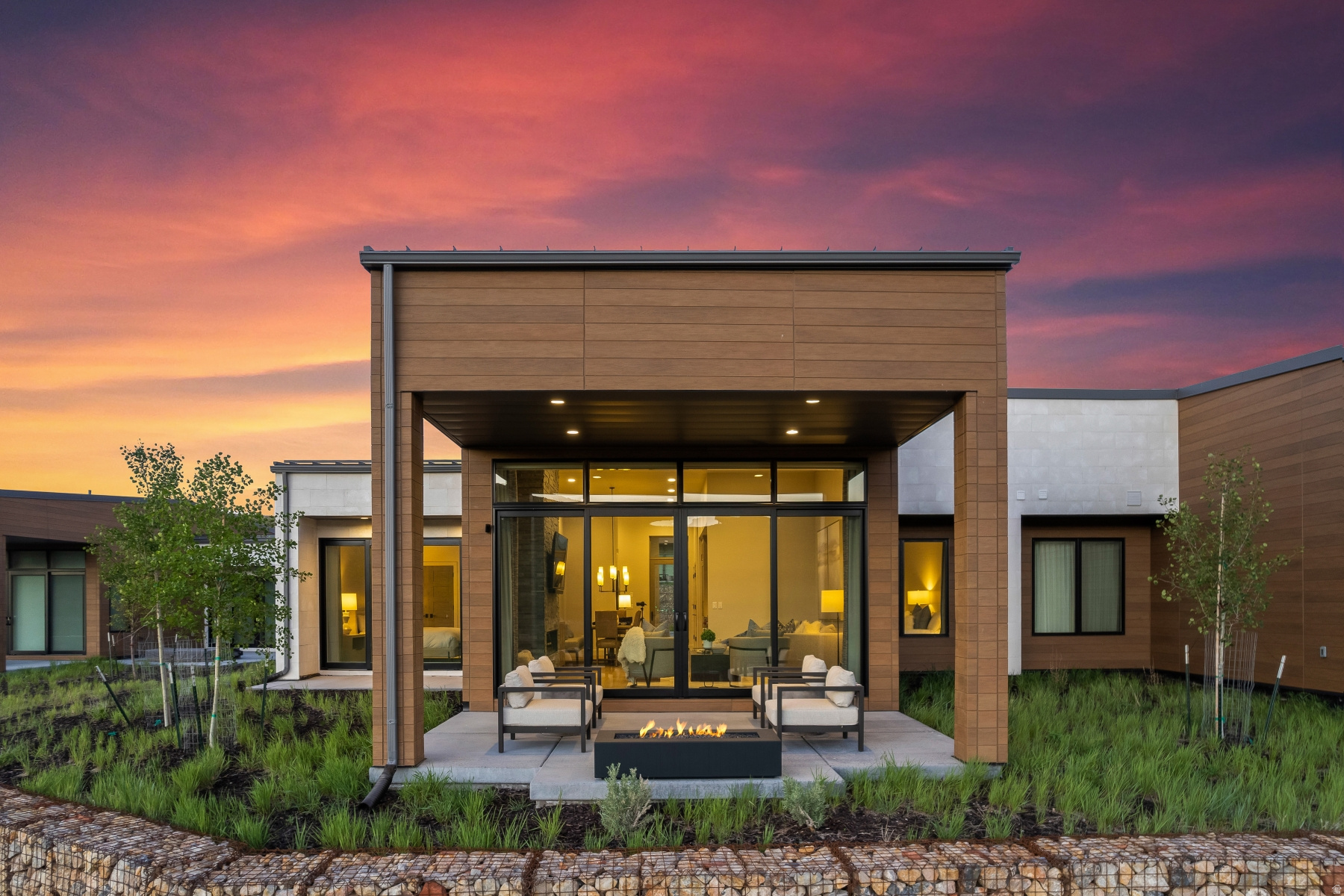 DOUBLE DEER COTTAGES - Residential