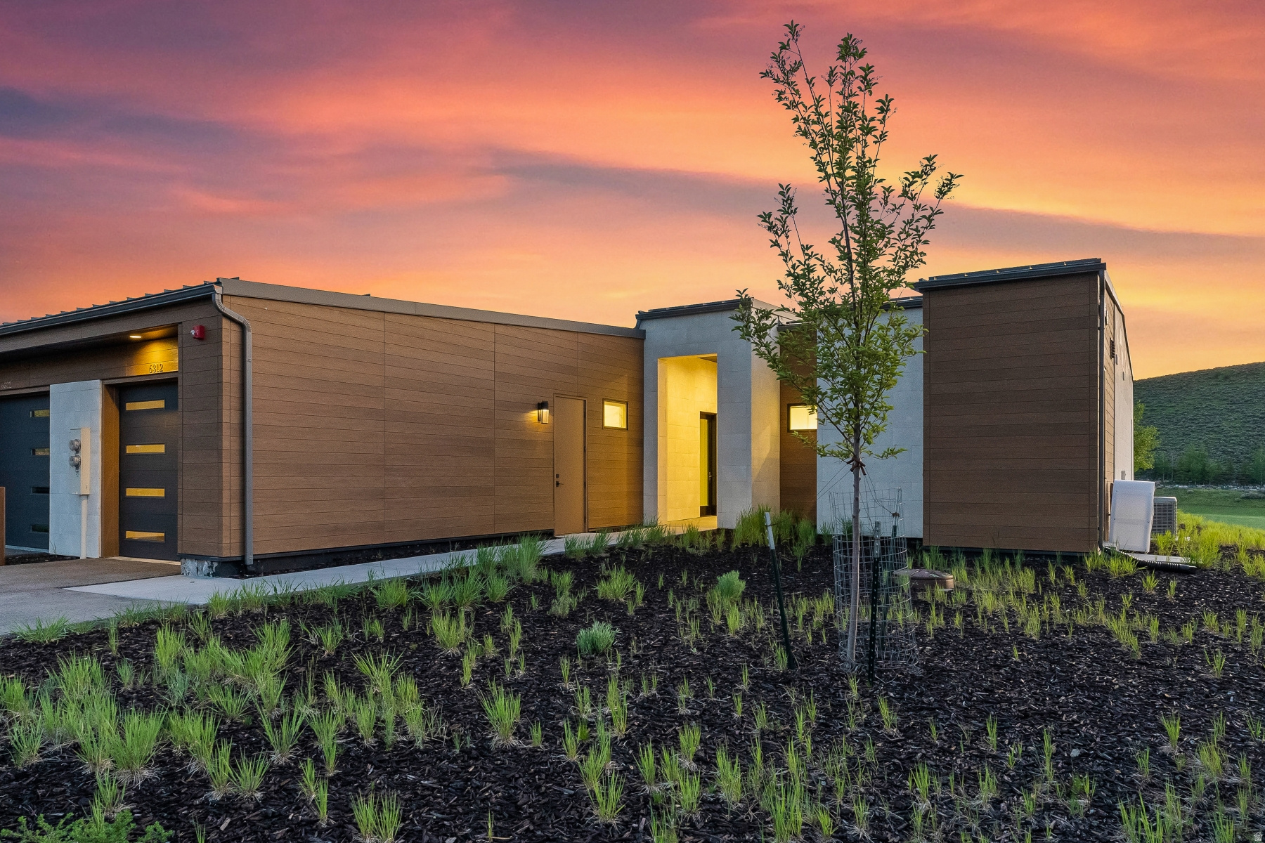 DOUBLE DEER COTTAGES - Residential