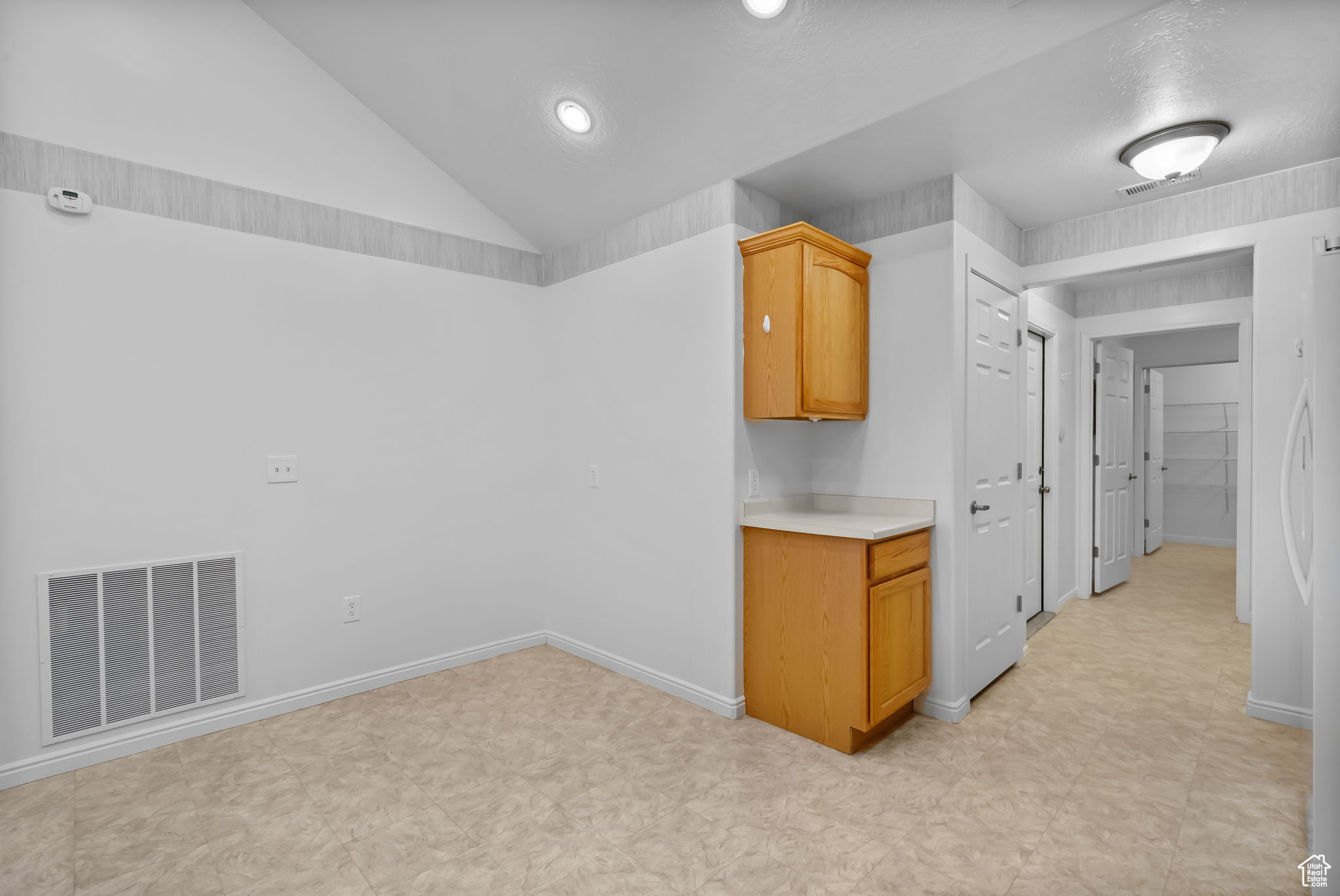 WILLOW PARK VILLAS - Residential