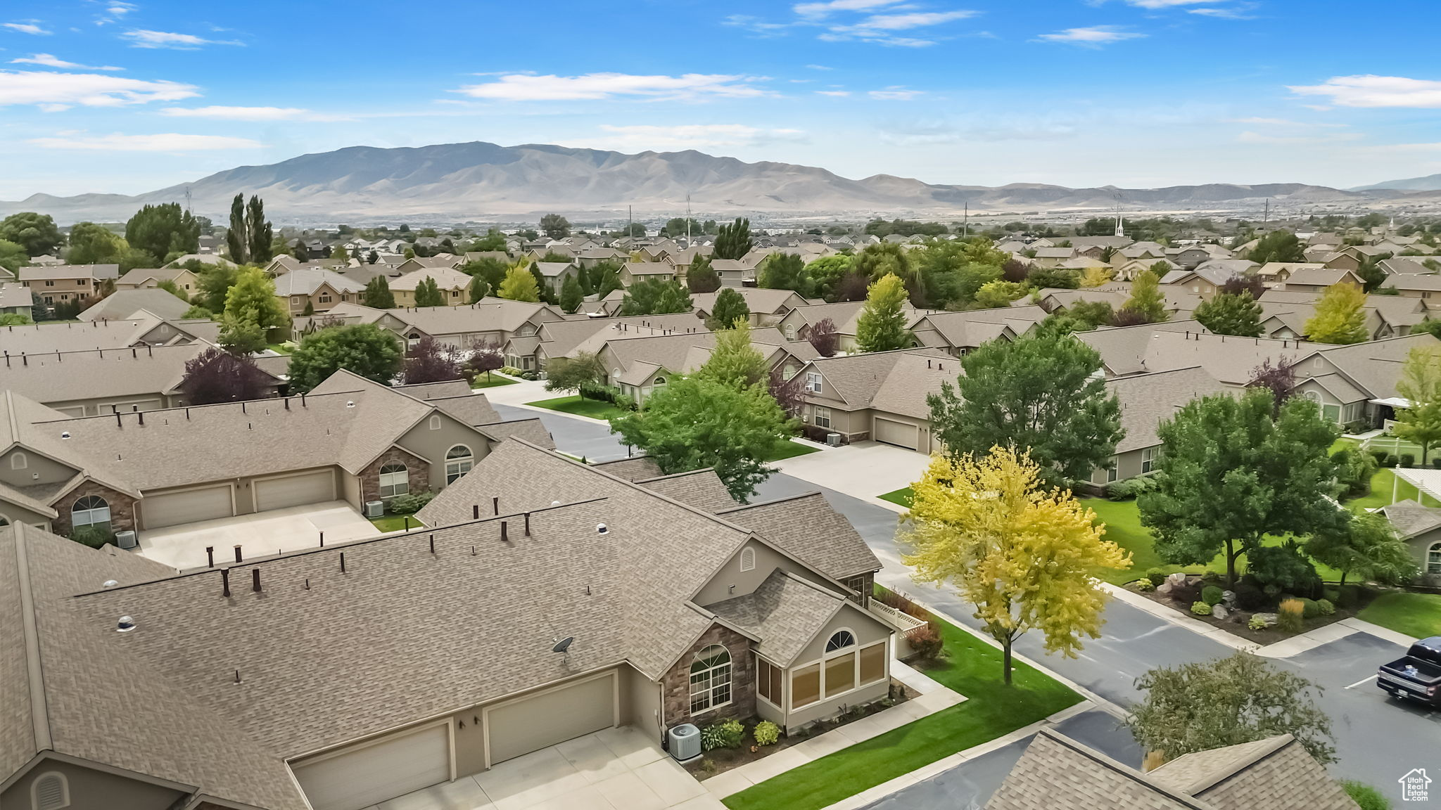 WILLOW PARK VILLAS - Residential