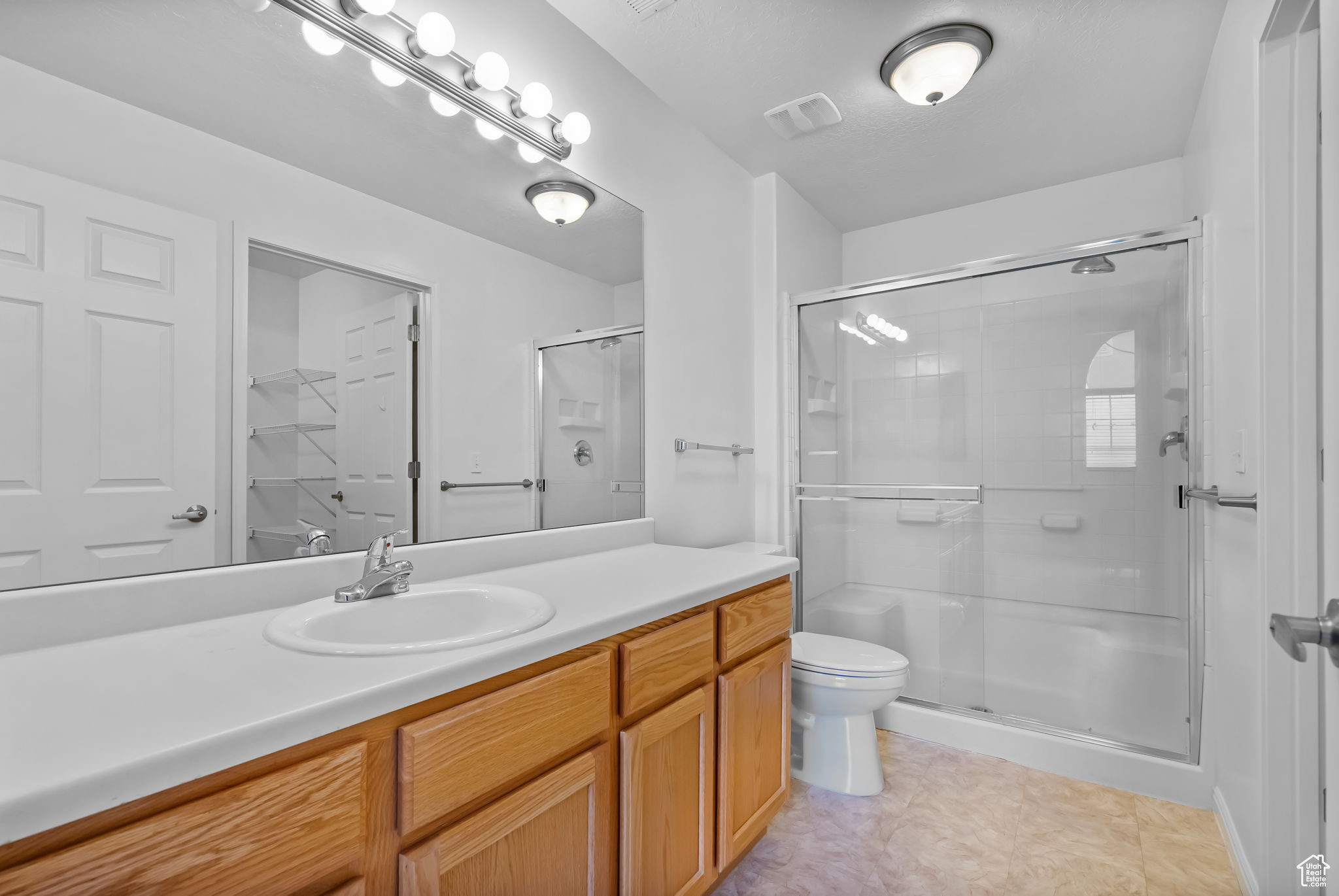 WILLOW PARK VILLAS - Residential