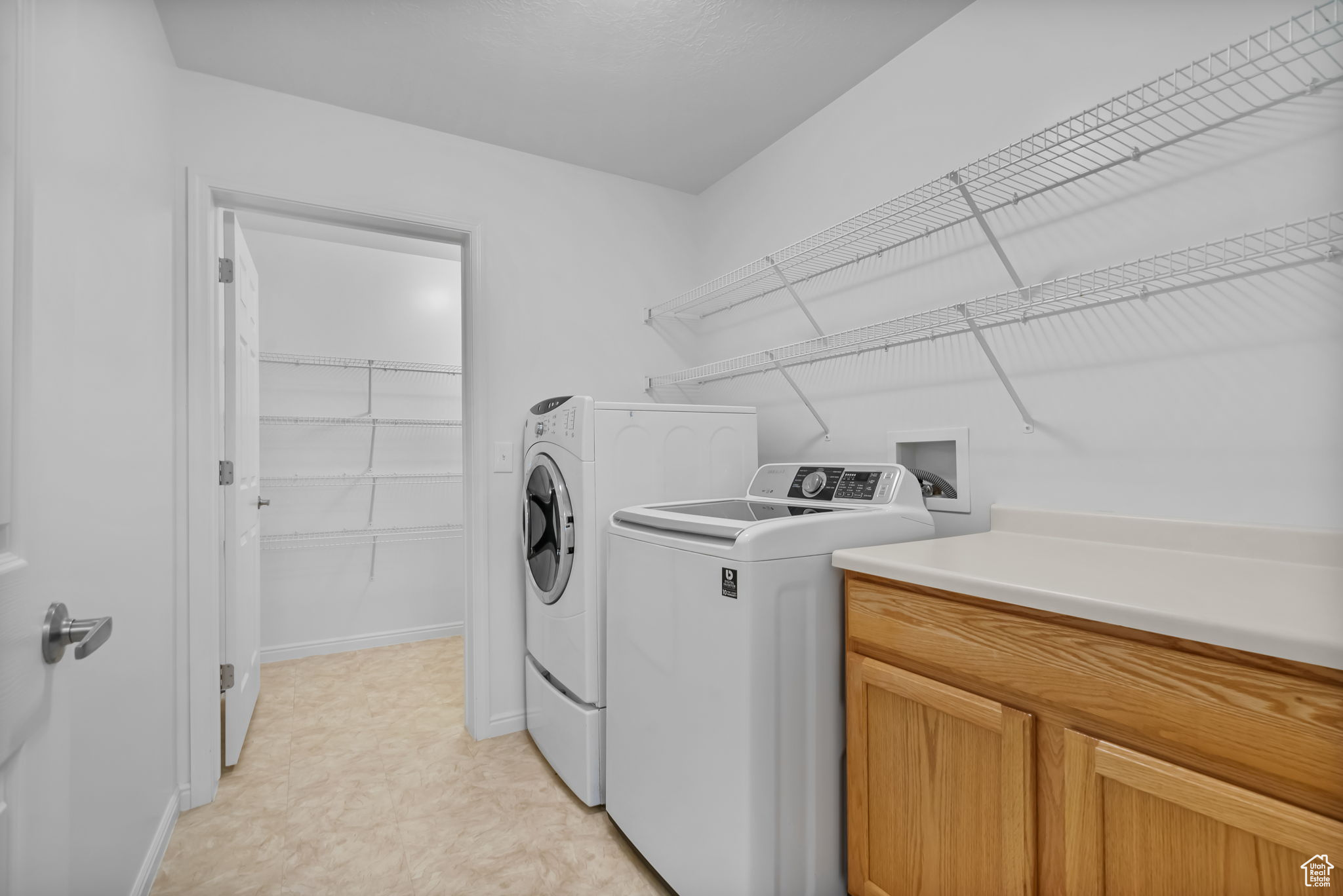 WILLOW PARK VILLAS - Residential