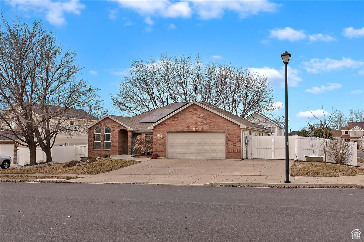 ANTELOPE HILL - Residential