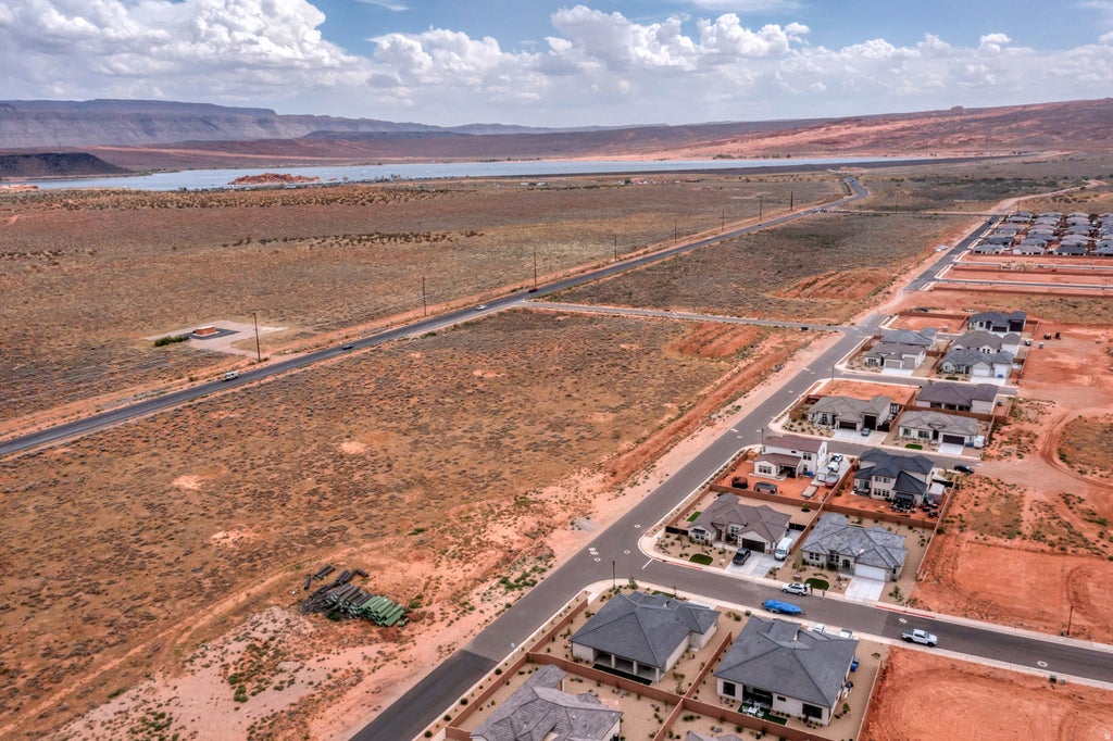 Photo of 4648 W 2870 S, Hurricane, UT 84737 (MLS # 2183654)