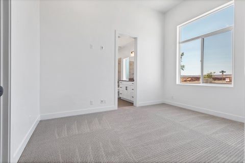 Tiny photo for 4648 W 2870 S, Hurricane, UT 84737 (MLS # 2183654)