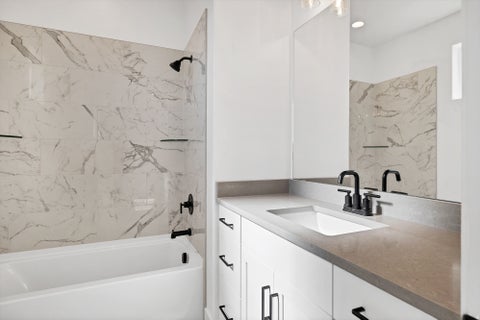 Tiny photo for 4648 W 2870 S, Hurricane, UT 84737 (MLS # 2183654)