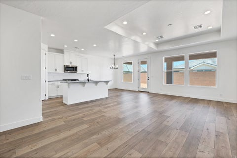 Tiny photo for 4648 W 2870 S, Hurricane, UT 84737 (MLS # 2183654)