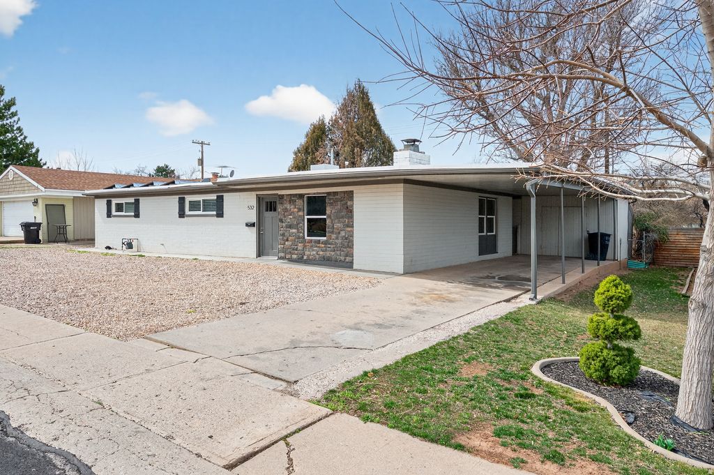 Photo of 532 S 700 W, Cedar City, UT 84720 (MLS # 2142530)