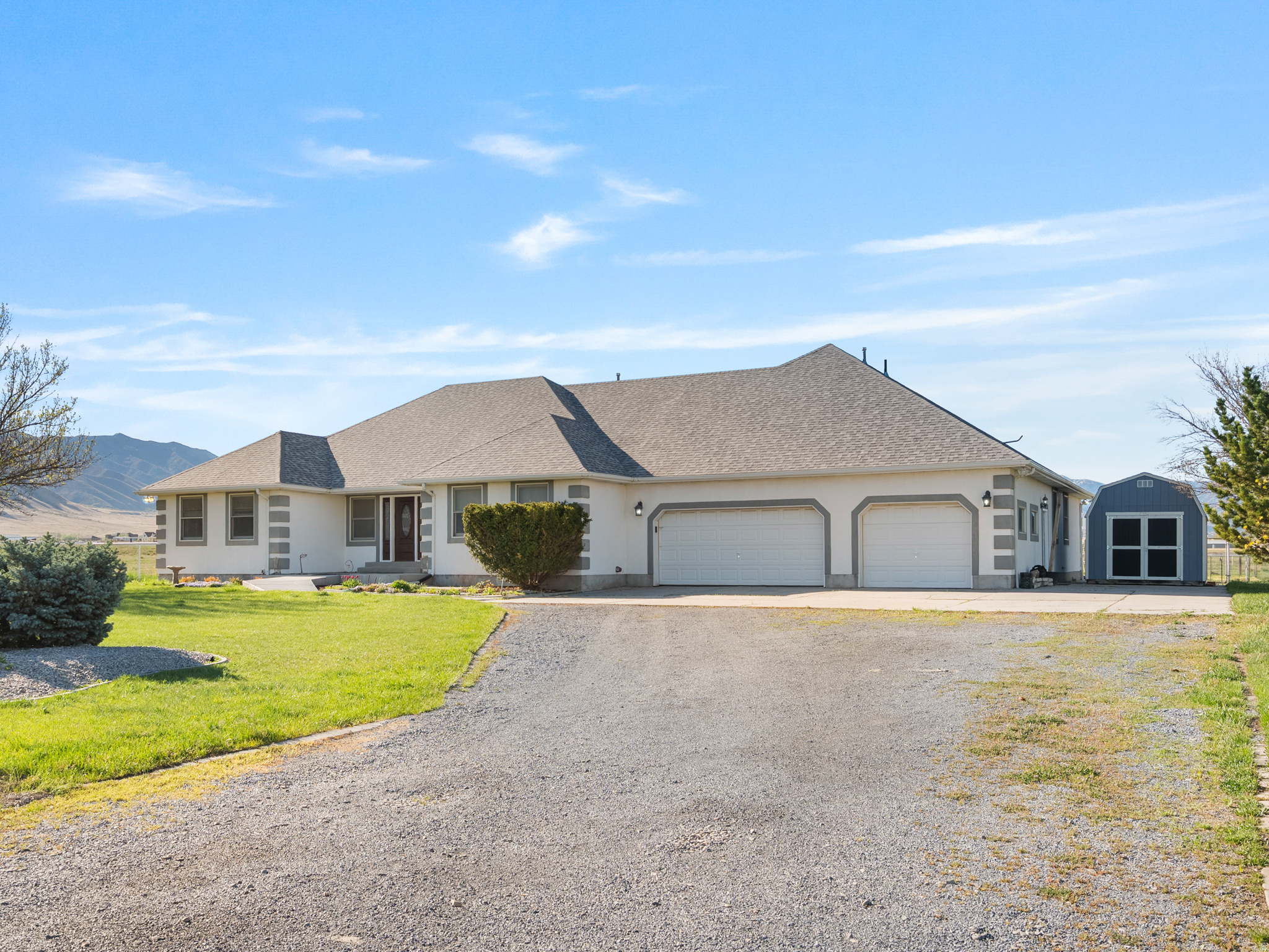 BUZIANIS RANCHETTES - Residential