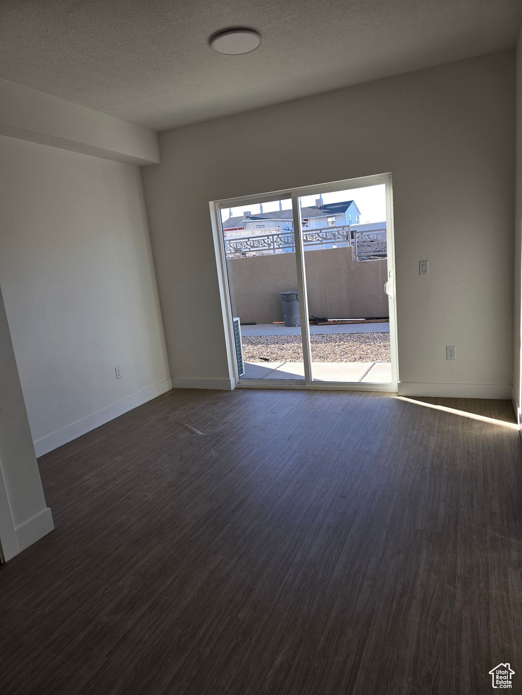 Photo of 2085 N MAIN ST #401, Sunset, UT 84015 (MLS # 2118901)