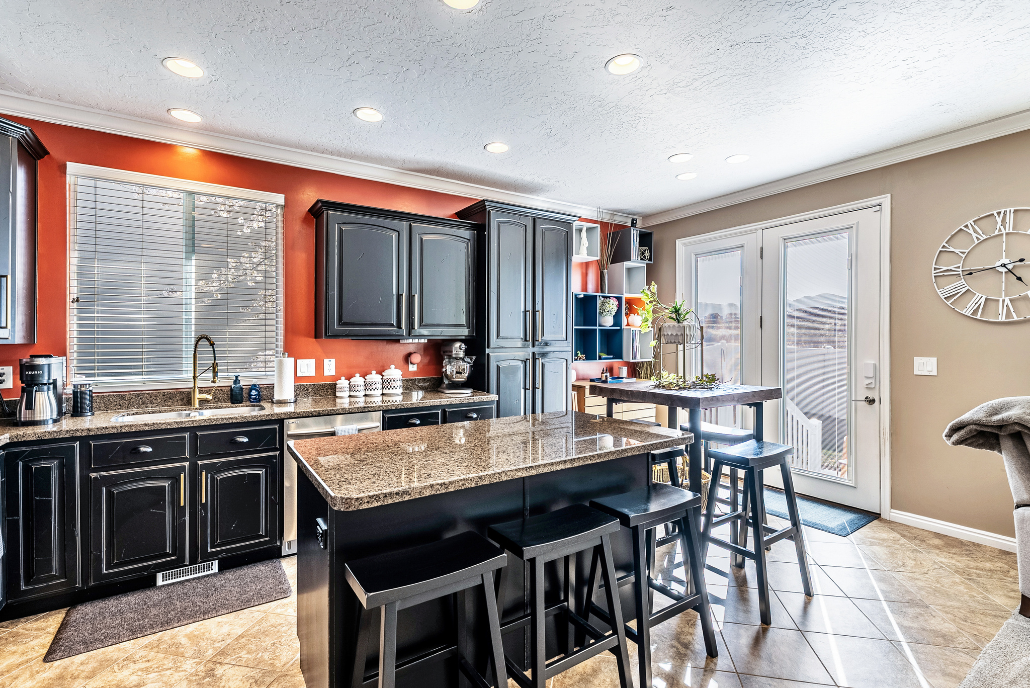 HIGHLAND - Residential