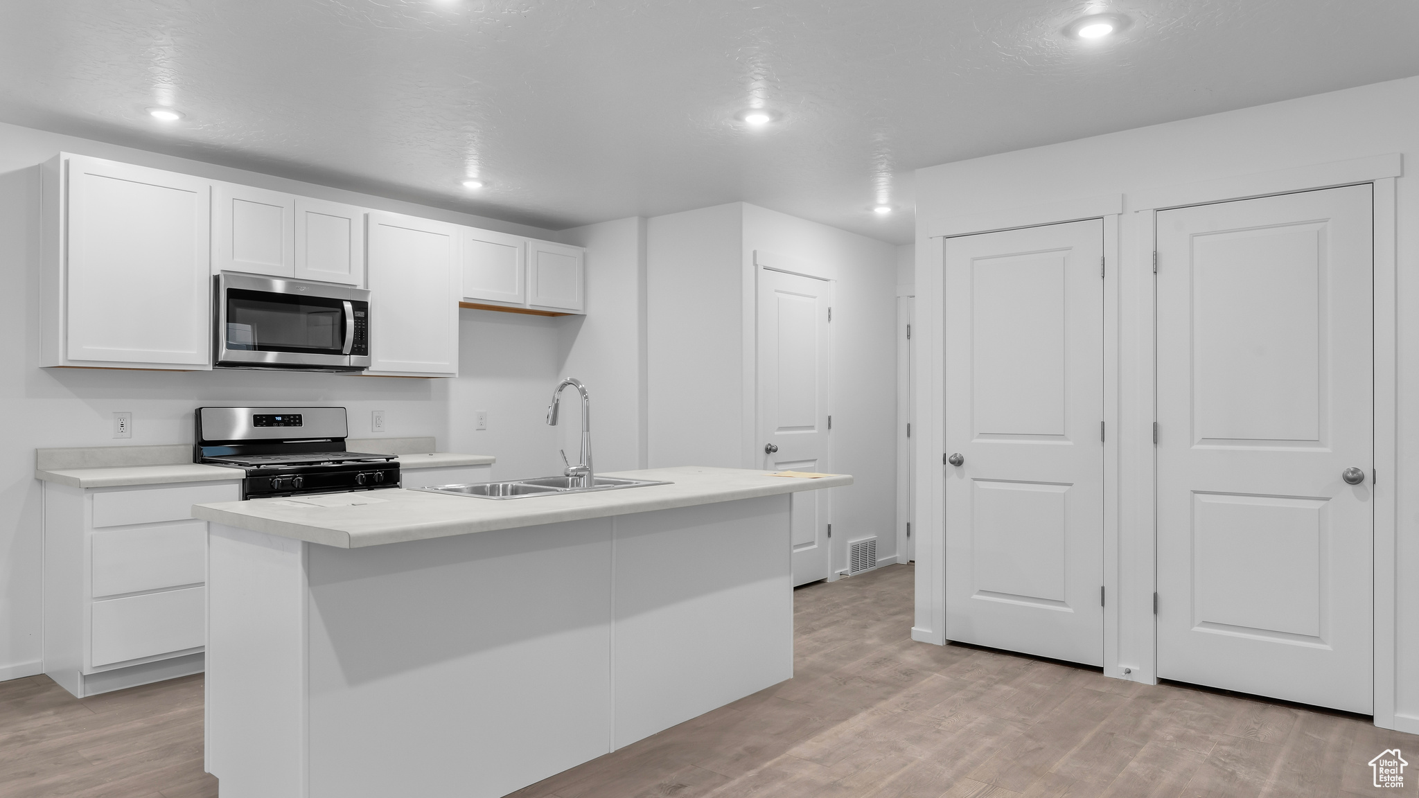 WESTERN ACRES - Residential