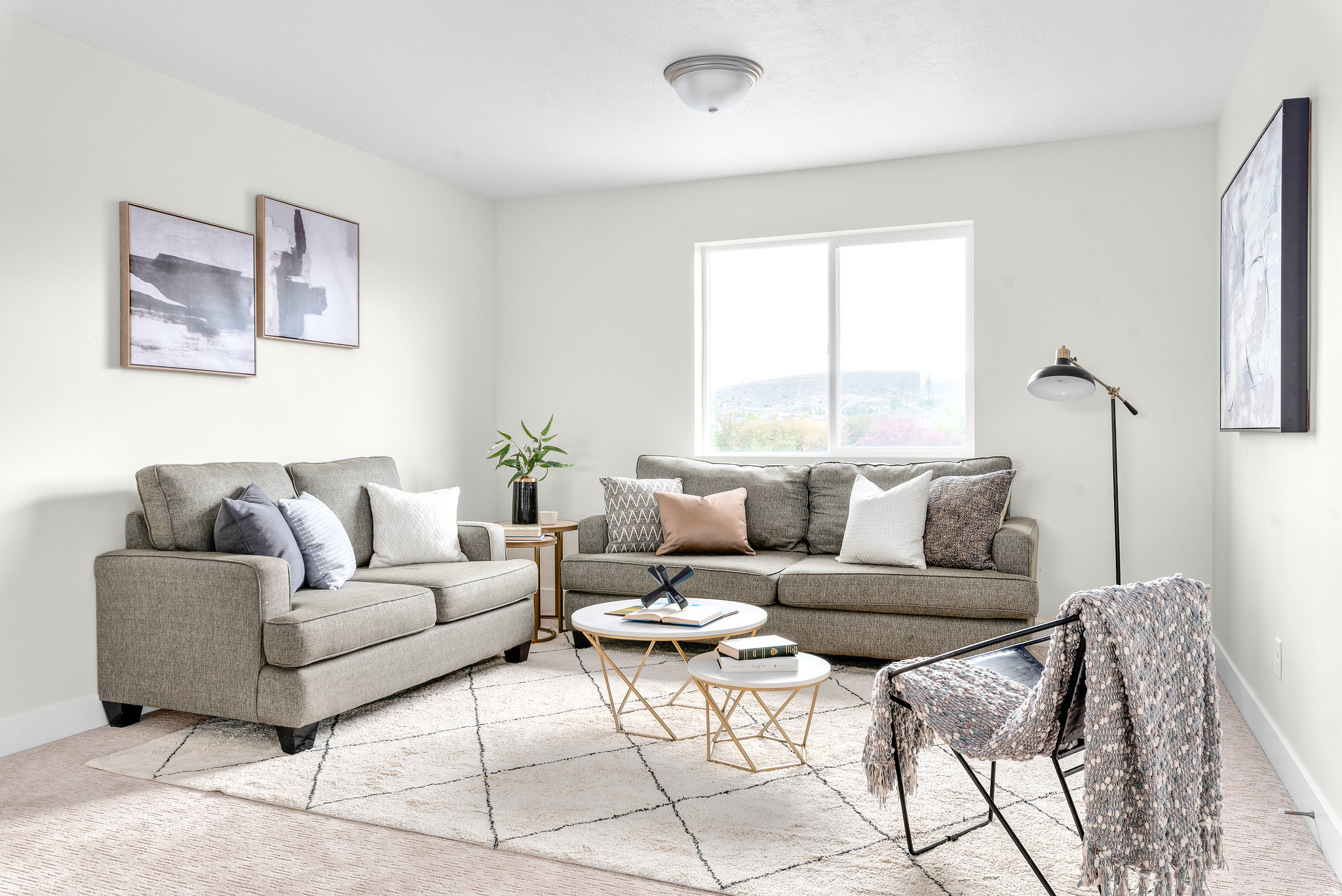 RANCHES ESTATES - Residential