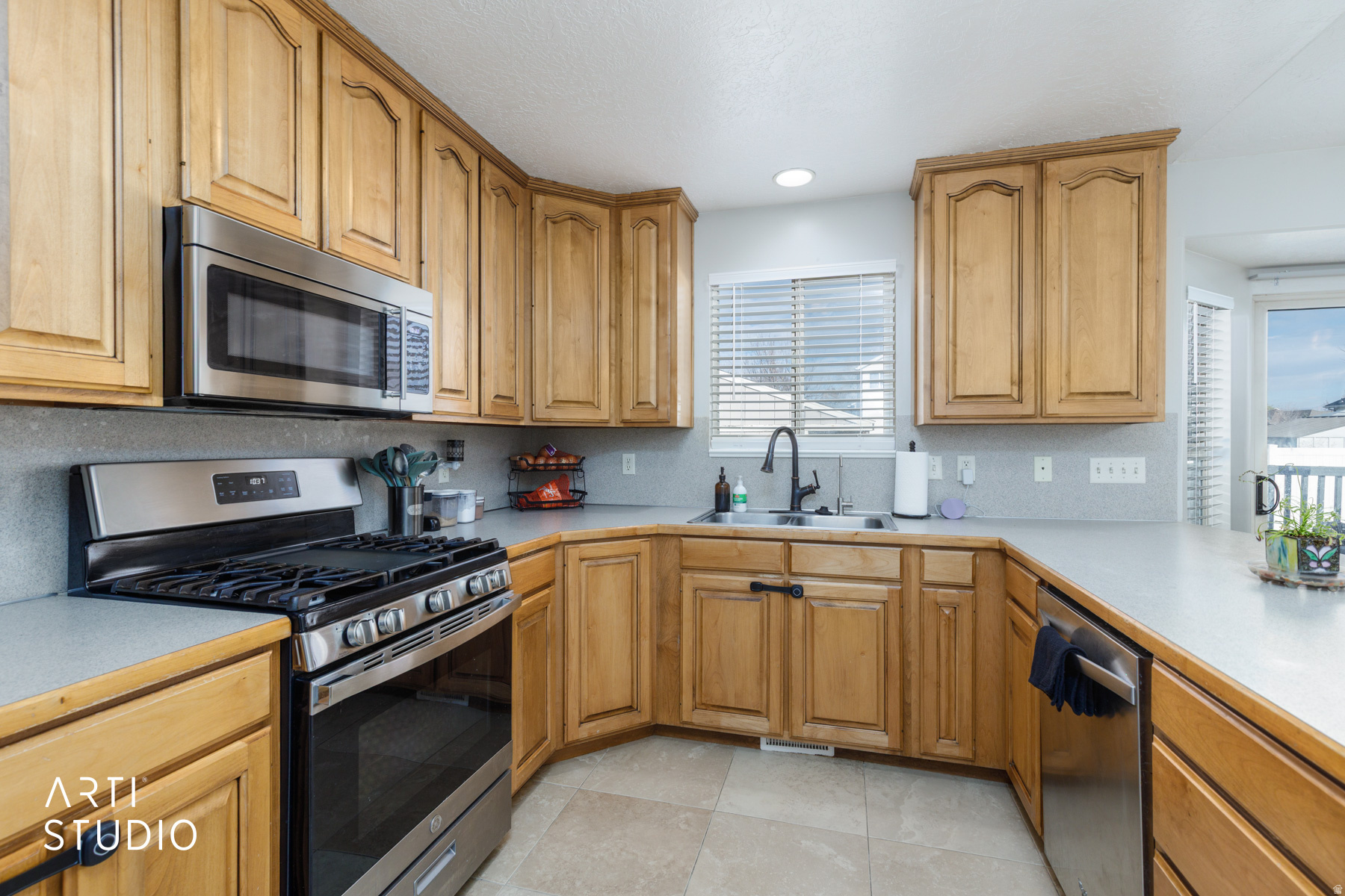 SPRINGFIELD ESTATES - Residential