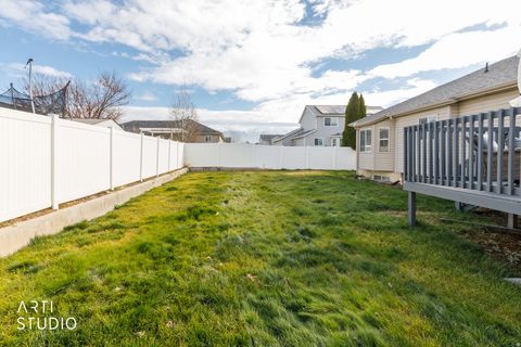 Tiny photo for 197 E 2225 S, Clearfield, UT 84015 (MLS # 2125437)