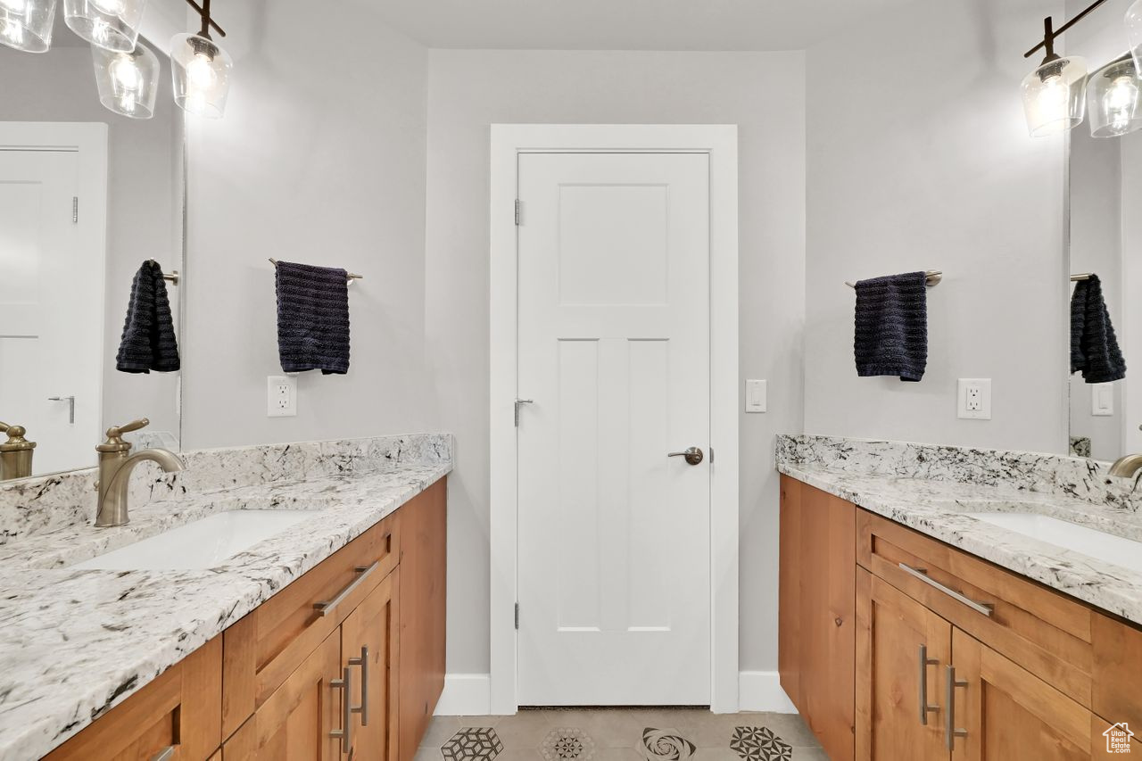 4932 W Juniper Dr, Herriman, Utah image 35