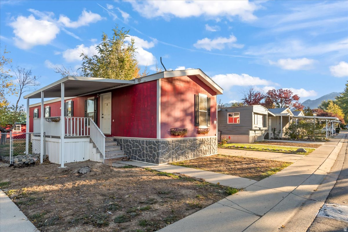 CRESCENTWOOD VILLAGE - Residential