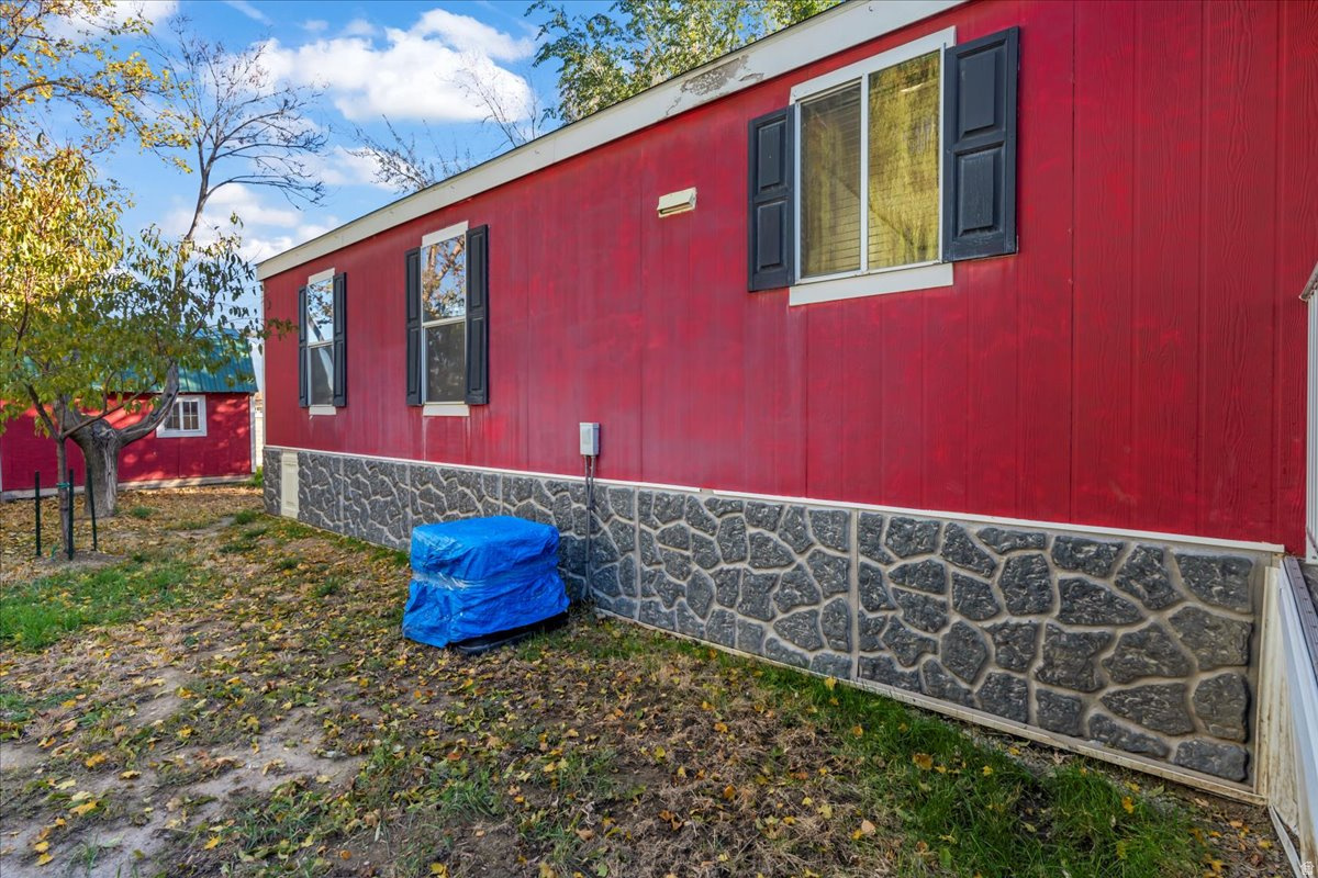 CRESCENTWOOD VILLAGE - Residential