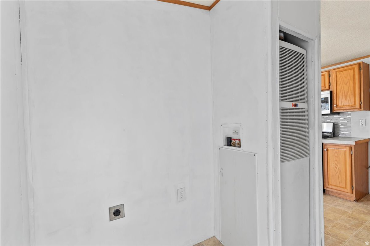 CRESCENTWOOD VILLAGE - Residential