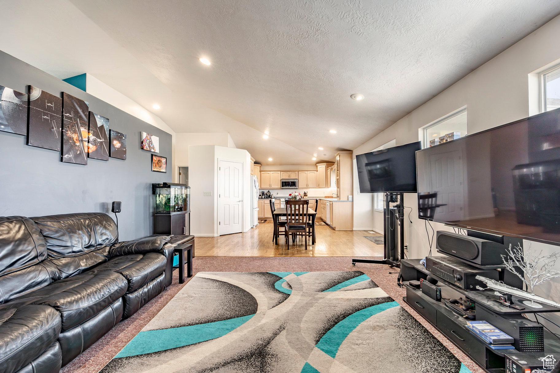 9031 S Mountain Iris Way, West Jordan, Utah image 4