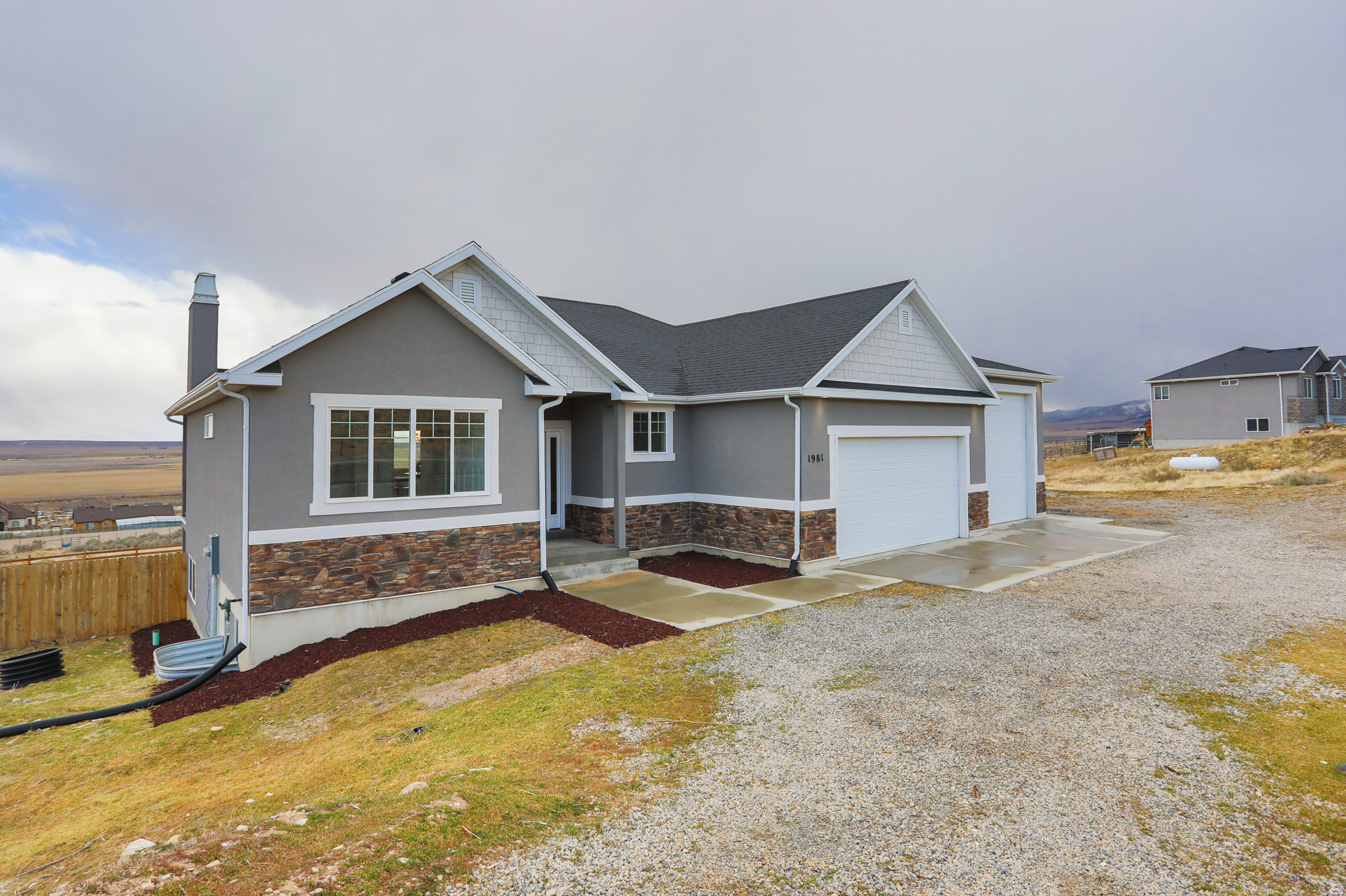 THE BENCHES AT SOUTH RIM - Residential