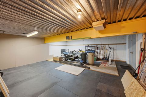 Tiny photo for 563 N 220 E, Centerville, UT 84014 (MLS # 2142400)