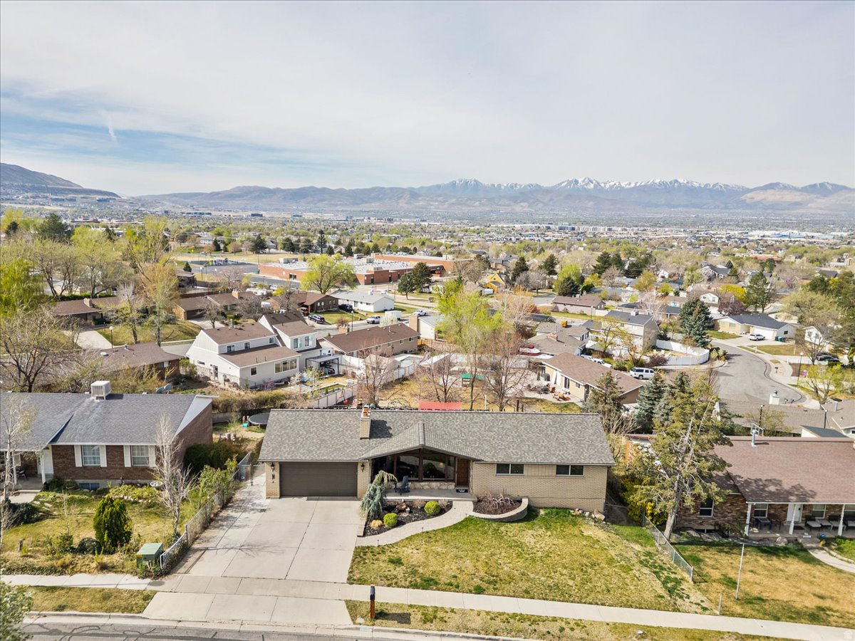 EASTRIDGE #1 - Residential