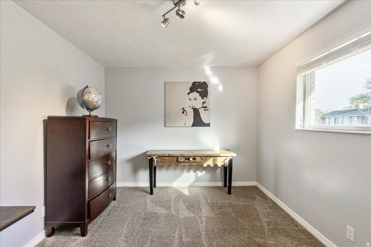 EASTRIDGE #1 - Residential