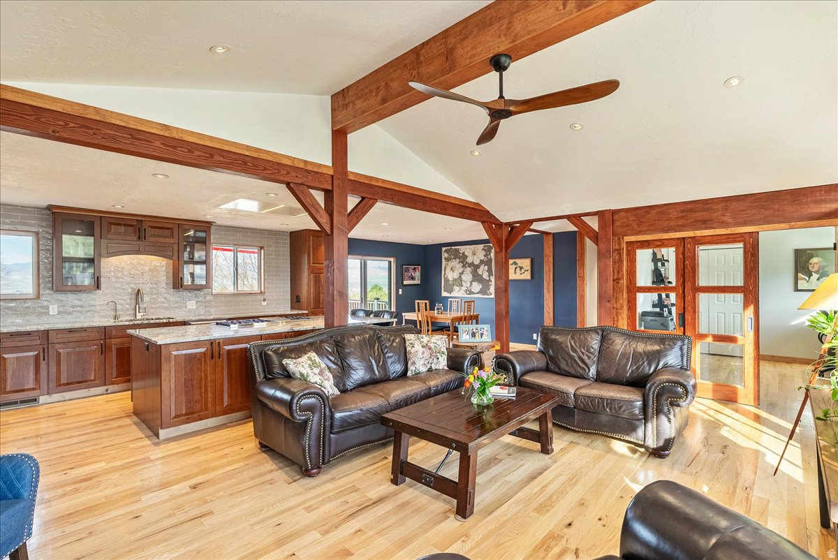 EASTRIDGE #1 - Residential