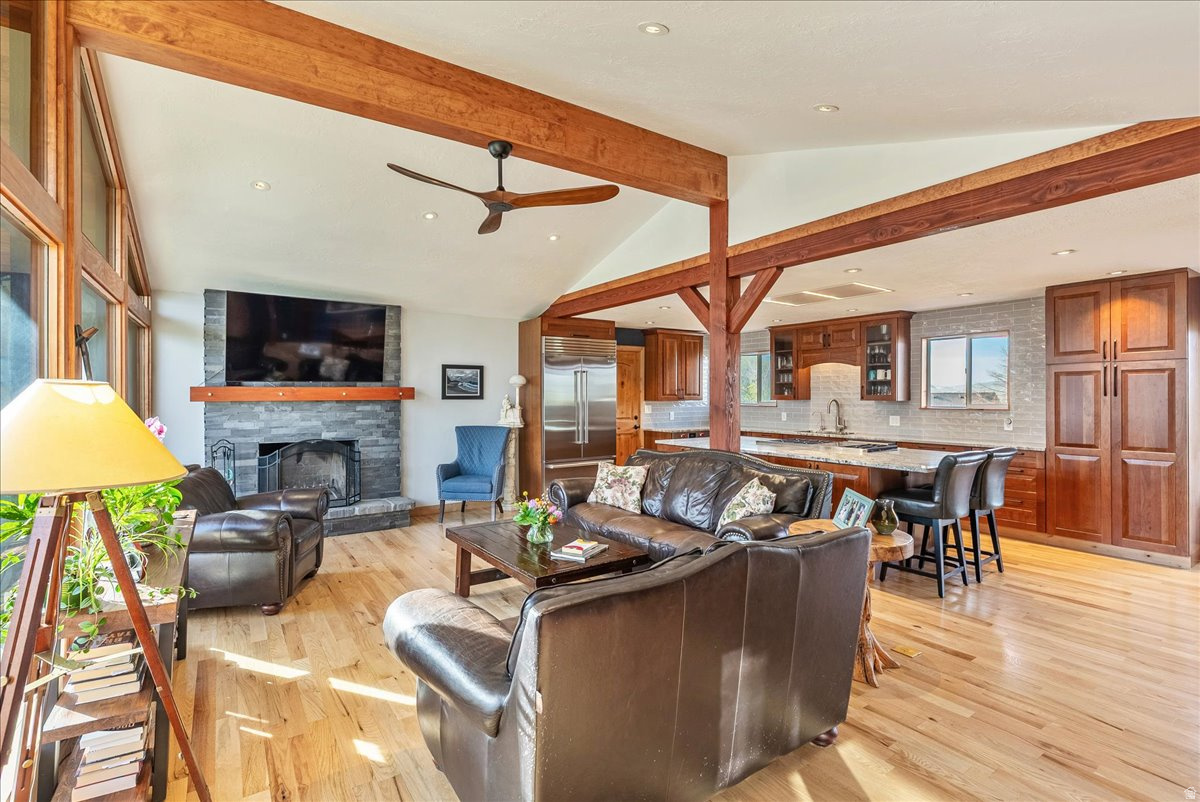 EASTRIDGE #1 - Residential