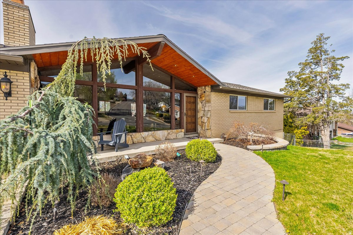 EASTRIDGE #1 - Residential