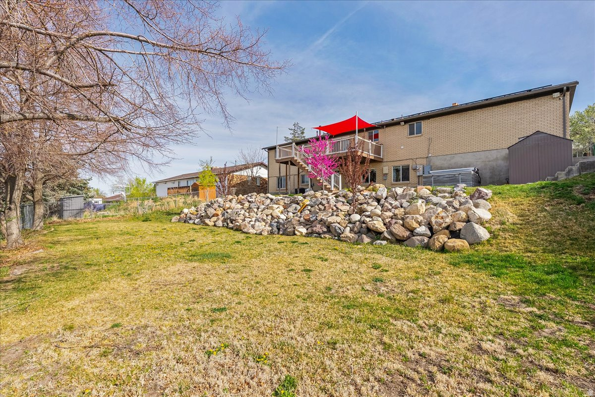 EASTRIDGE #1 - Residential