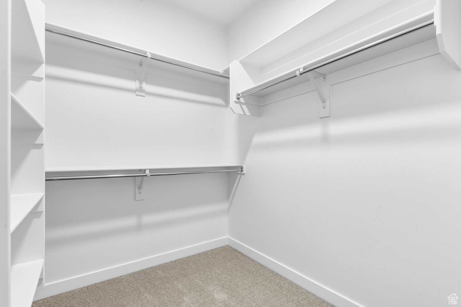 OVERLAND COLLECTION V2 296 - Residential