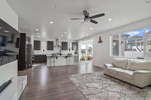 Tiny photo for 2283 N ELDERBERRY DR, Saratoga Springs, UT 84045 (MLS # 2144505)