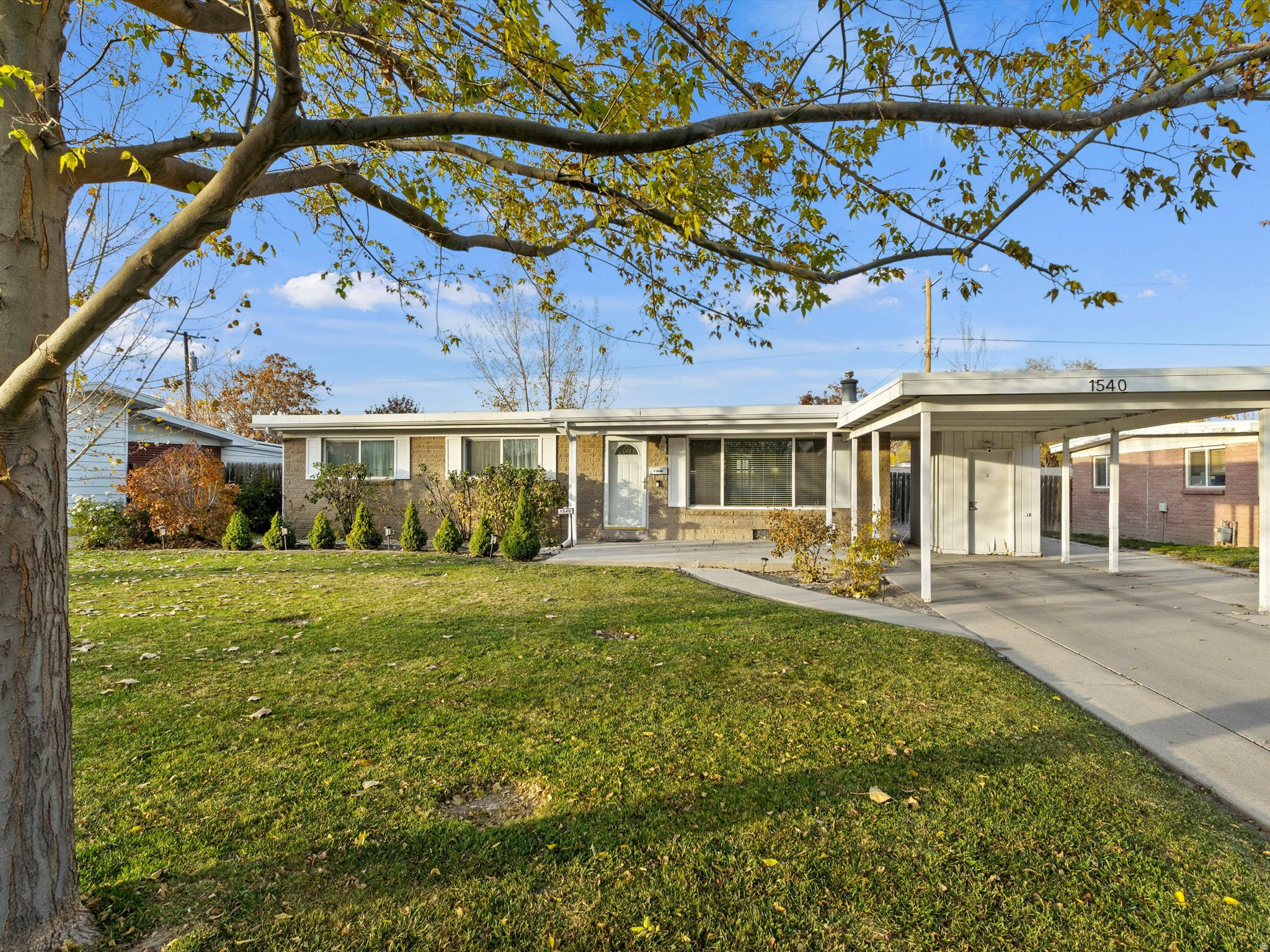 BEST VIEW SUB - Residential