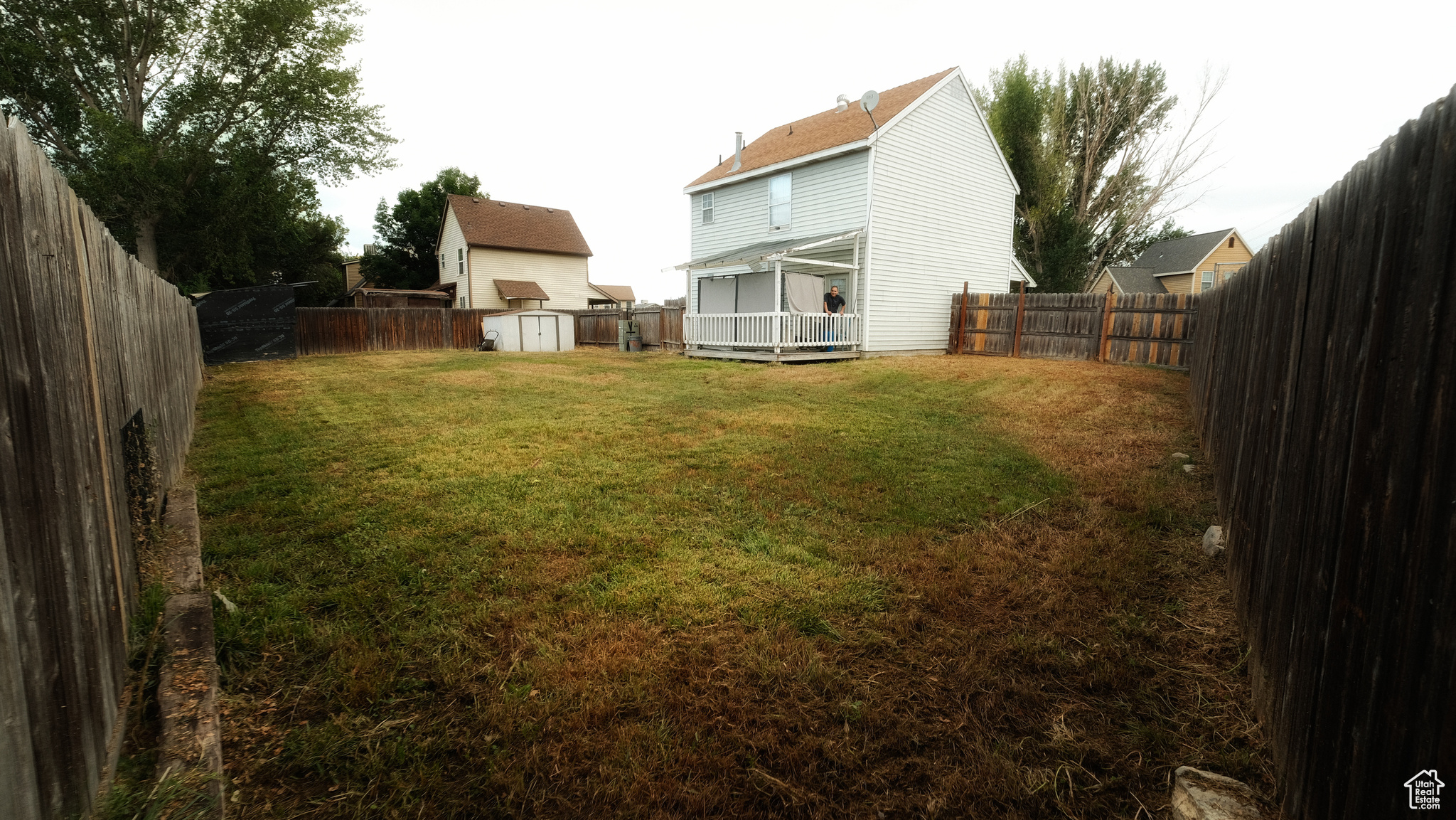 LAKEWOOD - Residential