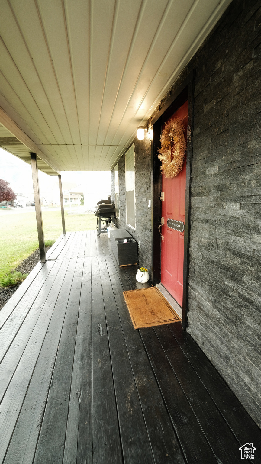 LAKEWOOD - Residential