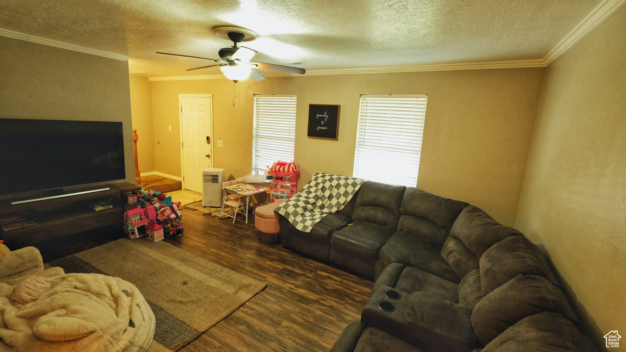 LAKEWOOD - Residential