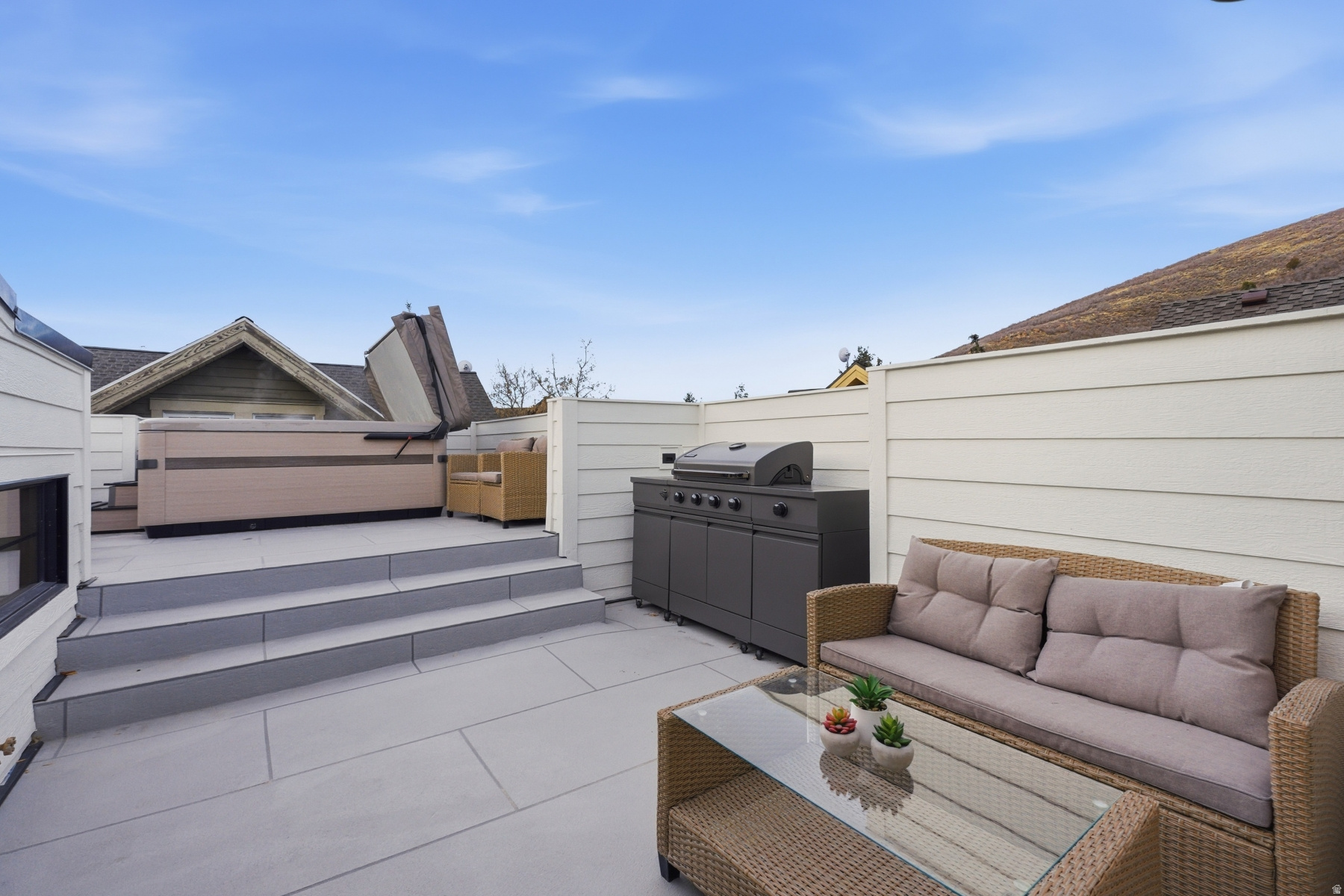 OLD TOWN AREA - Residential