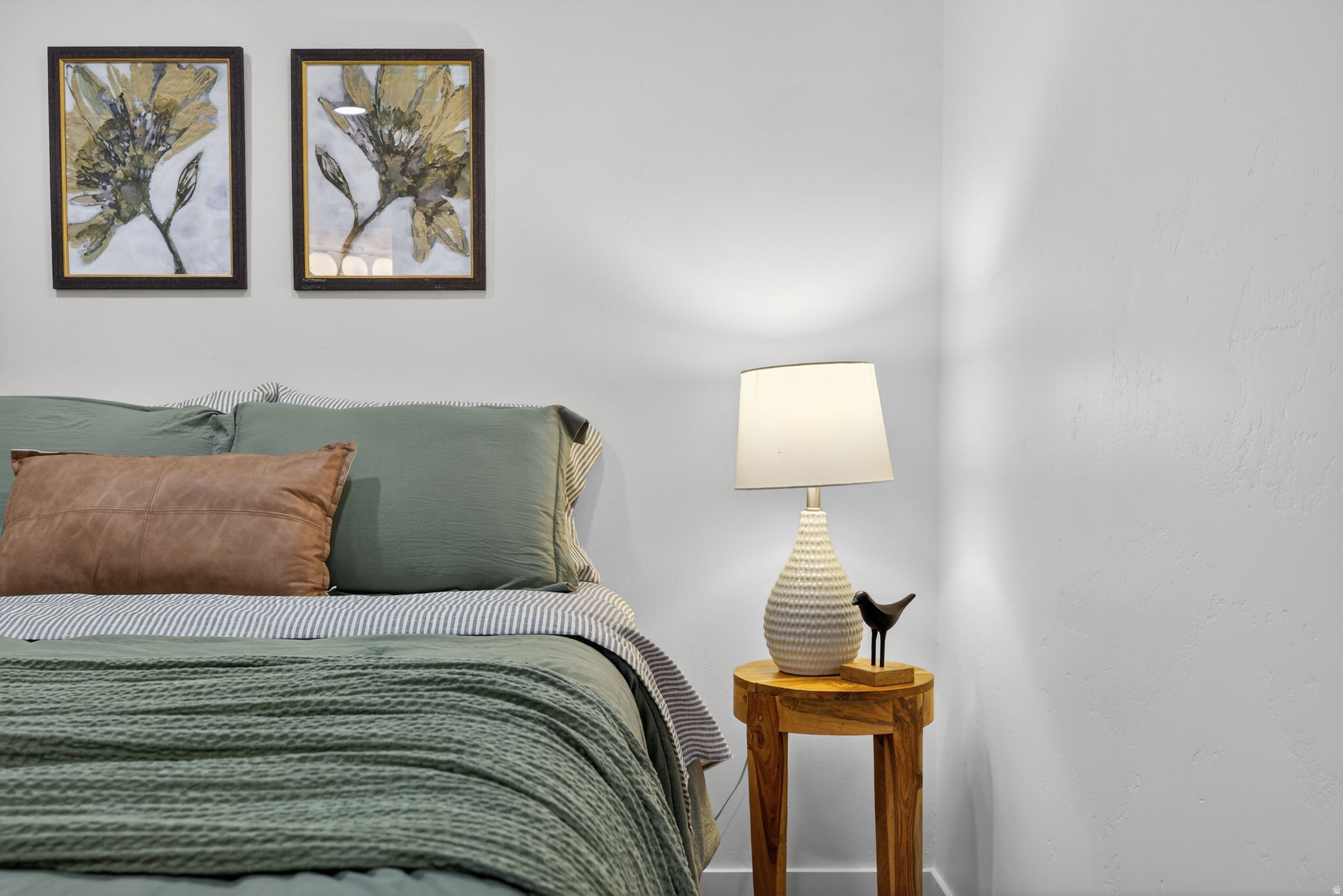 GOVERNORS ROW CONDOMINIUM - Residential